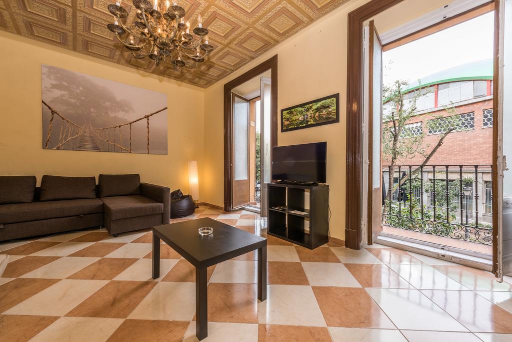 Grand Latina Apartment Мадрид Стая снимка
