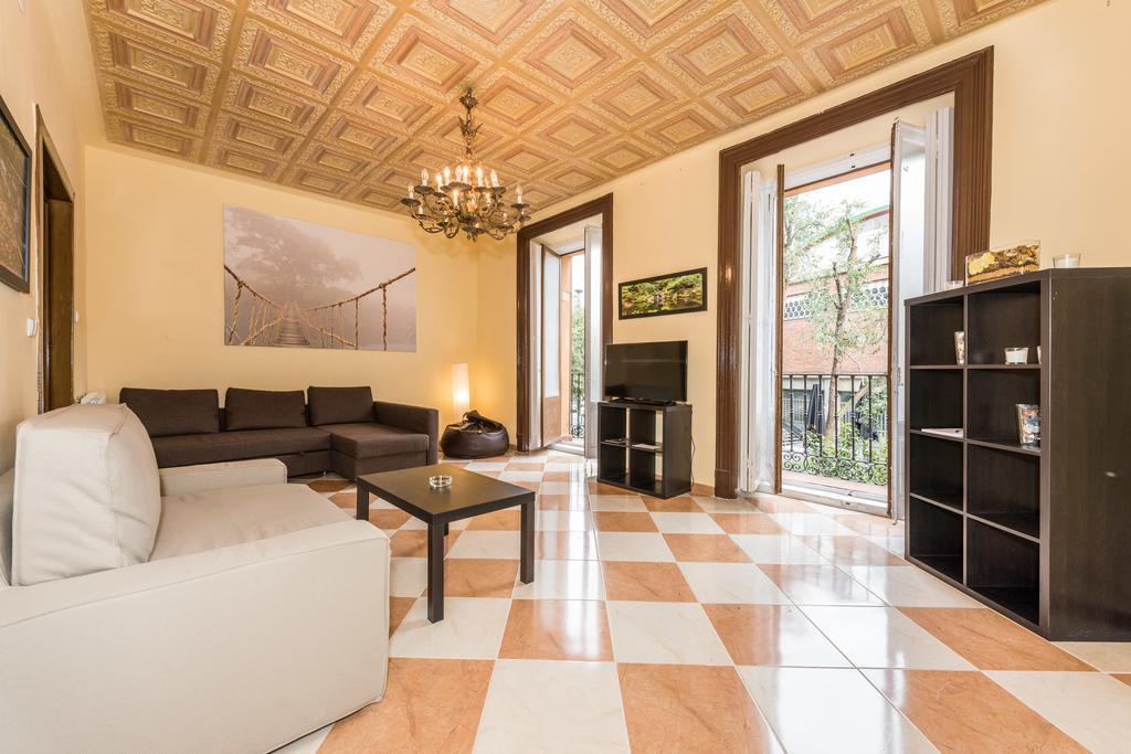 Grand Latina Apartment Мадрид Стая снимка