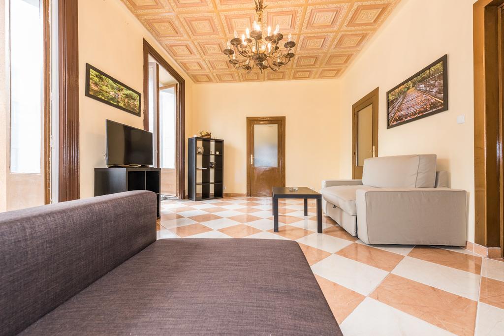 Grand Latina Apartment Мадрид Стая снимка