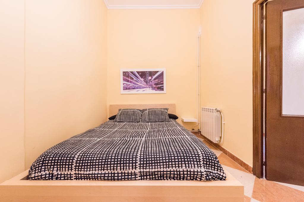 Grand Latina Apartment Мадрид Стая снимка