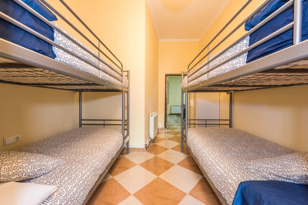 Grand Latina Apartment Мадрид Стая снимка